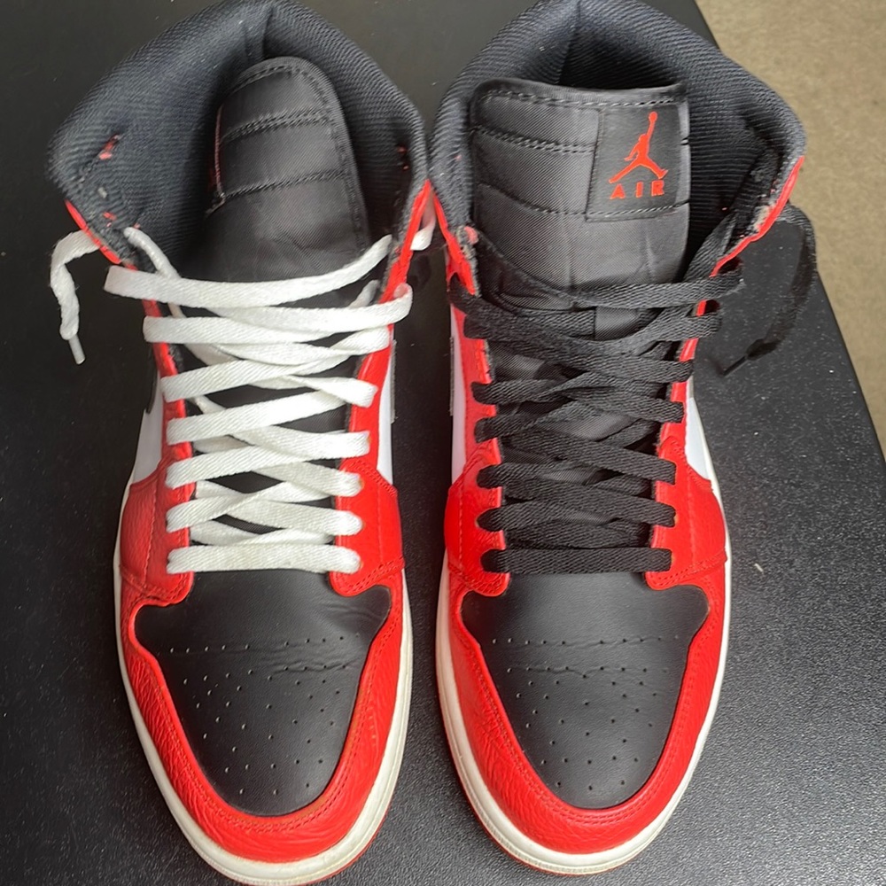 Jordan Retro 1 High "Rare Air Orange"